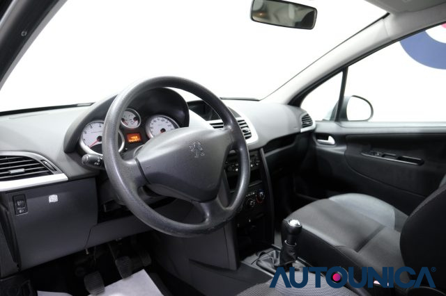PEUGEOT 207 usata, con Alzacristalli elettrici