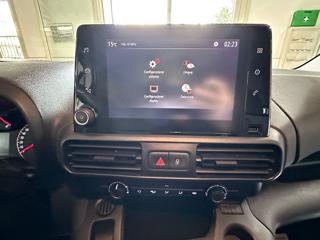 OPEL Combo usata, con Volante in pelle