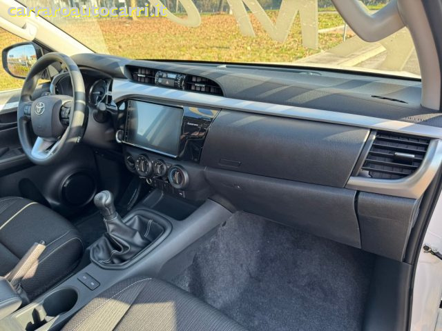 TOYOTA Hilux usata, con Controllo vocale