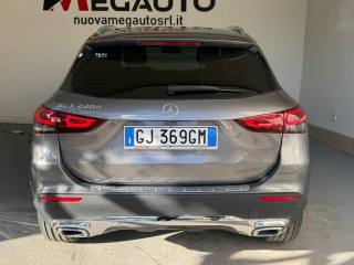 MERCEDES-BENZ GLA 220 usata, con Cerchi in lega