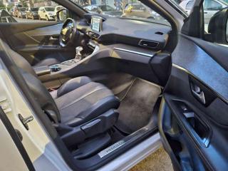 PEUGEOT 5008 usata, con Climatizzatore