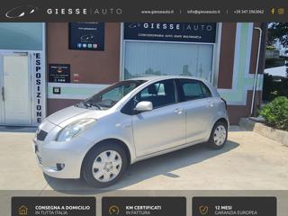 TOYOTA Yaris 1.4 D-4D 5 porte Sol OK NEOPAT