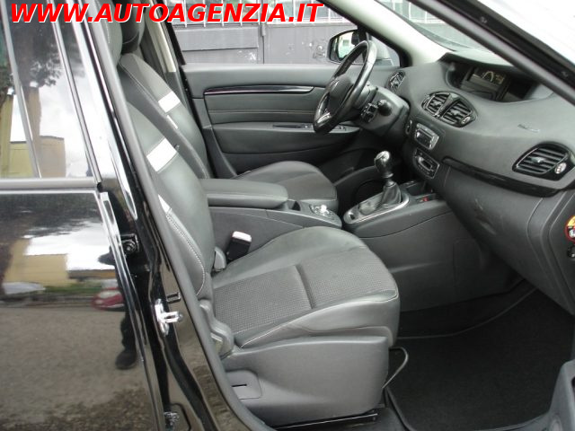 RENAULT Scenic usata 9