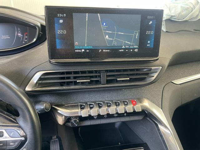 PEUGEOT 3008 usata, con Touch screen