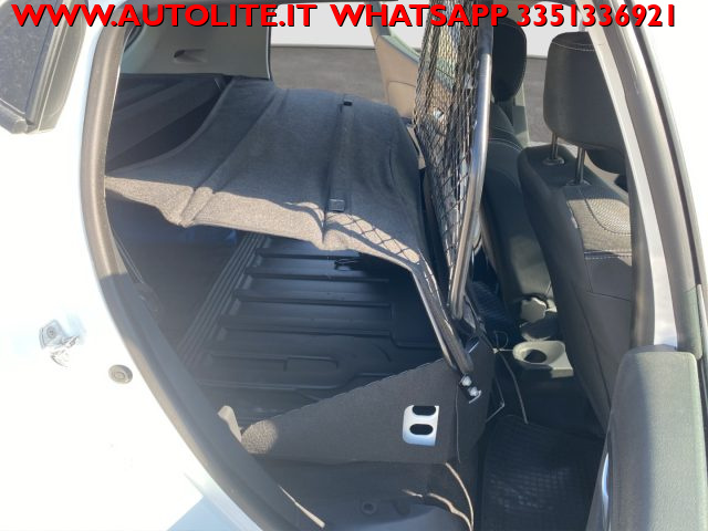 RENAULT Clio usata, con Touch screen