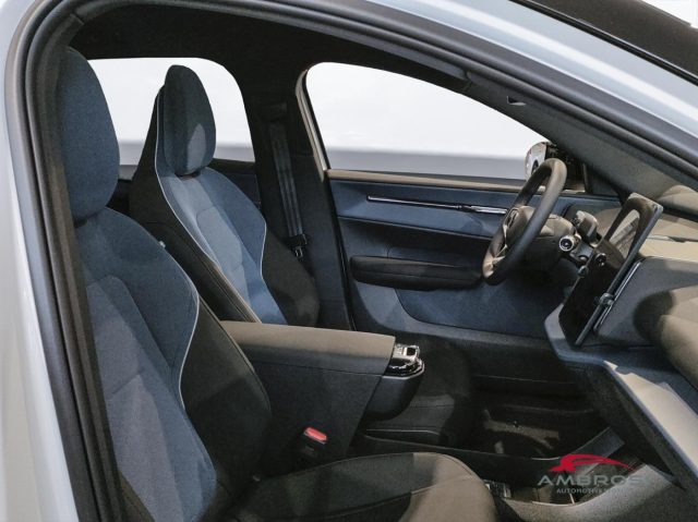 VOLVO EX30 usata 9