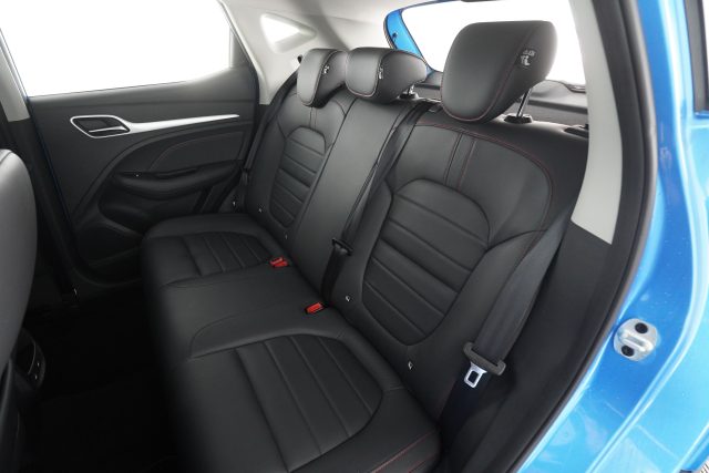 MG ZS usata 8
