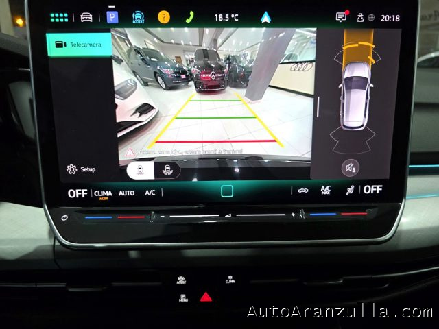 VOLKSWAGEN Golf usata, con Park Distance Control
