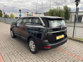 PEUGEOT 5008 usata, con Autoradio