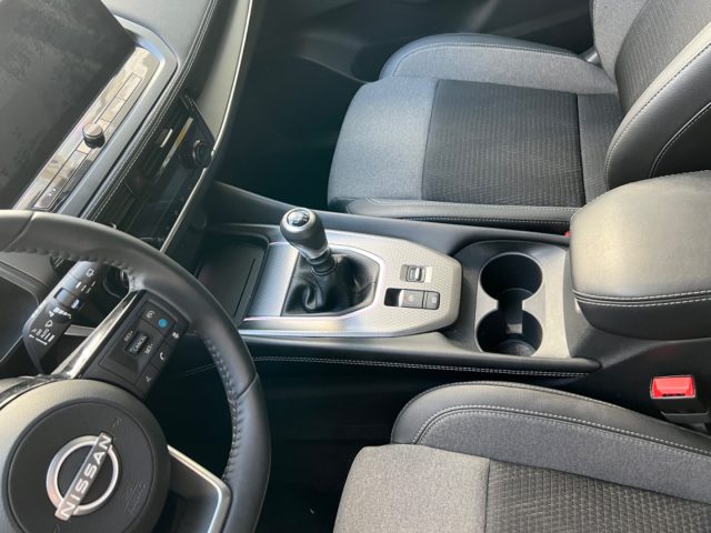 NISSAN Qashqai usata, con Controllo automatico clima
