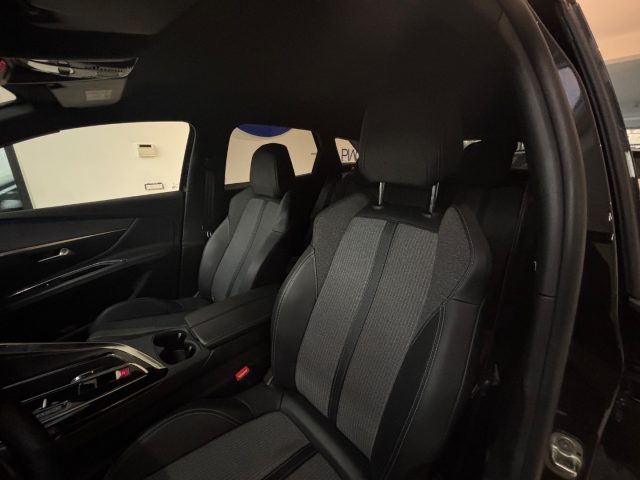 PEUGEOT 3008 usata, con Sistema di navigazione