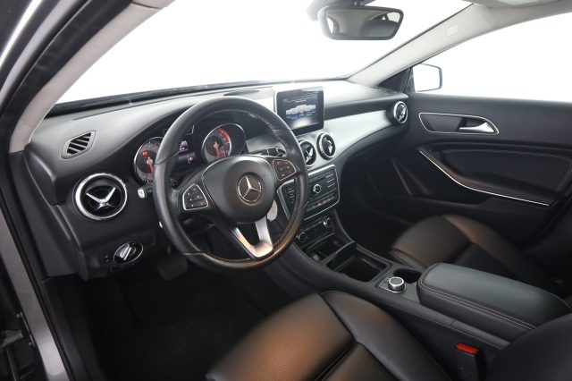 MERCEDES-BENZ CLA usata 1