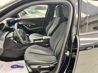 PEUGEOT 2008 usata, con USB