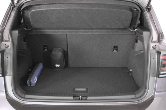 VOLKSWAGEN T-Cross usata, con ESP