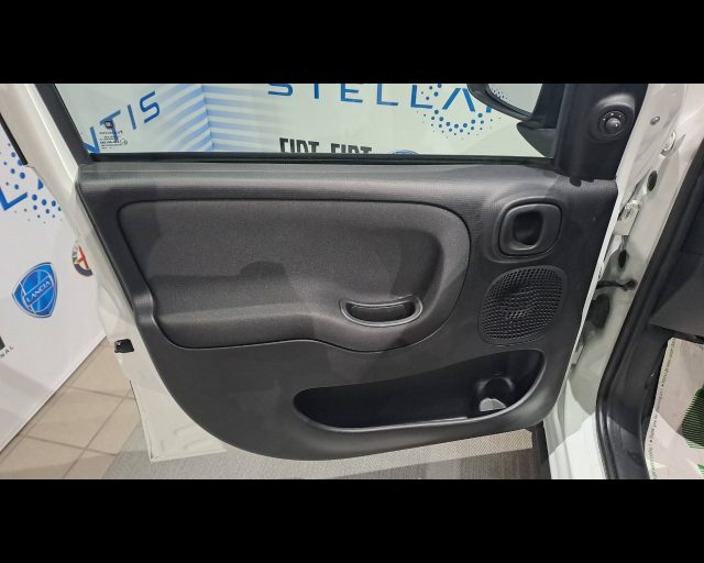 FIAT New Panda usata 25
