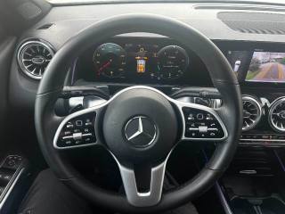 MERCEDES-BENZ GLB 200 usata, con Alzacristalli elettrici