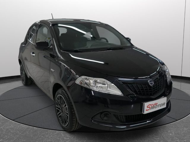 LANCIA Ypsilon usata, con Airbag
