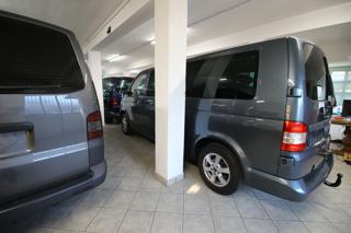 VOLKSWAGEN Caravelle usata, con Chiusura centralizzata