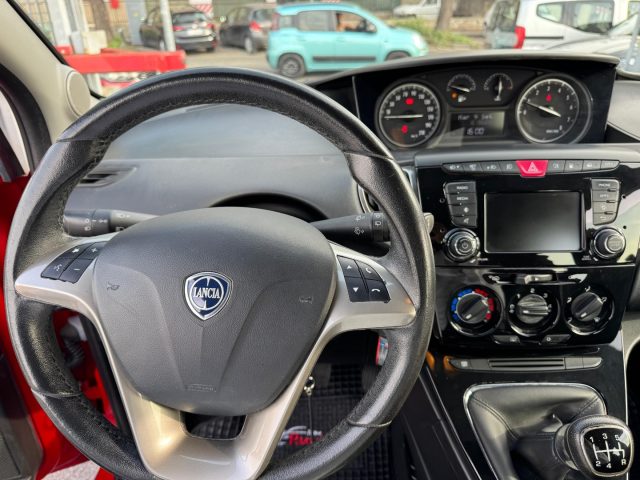 LANCIA Ypsilon usata, con Autoradio
