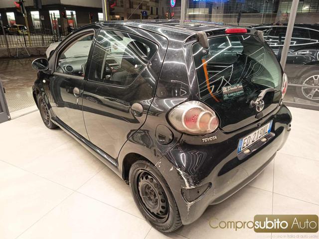 TOYOTA Aygo usata, con Alzacristalli elettrici