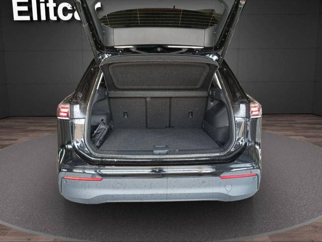 VOLKSWAGEN Tiguan usata, con Park Distance Control