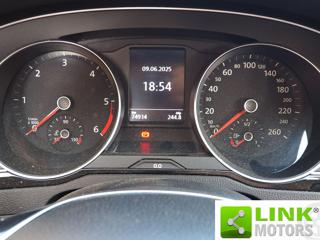 VOLKSWAGEN Passat usata 16