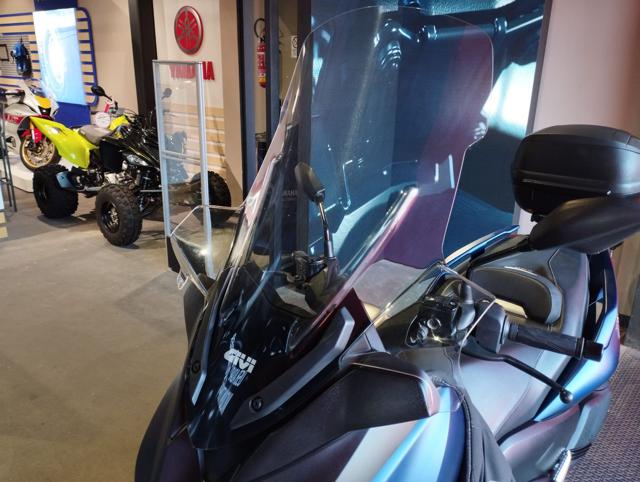 YAMAHA X-MAX 300 usata 5