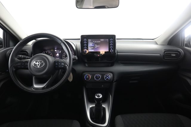TOYOTA Yaris usata 3