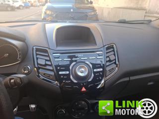 FORD Fiesta usata, con Specchietti laterali elettrici