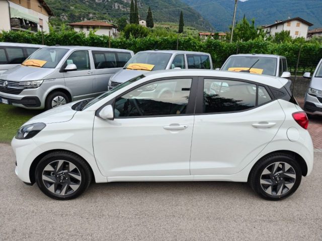 HYUNDAI i10 usata, con Airbag