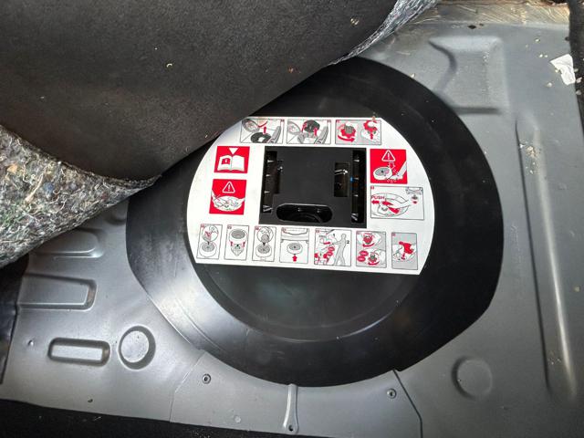 RENAULT Clio usata, con Specchietti laterali elettrici