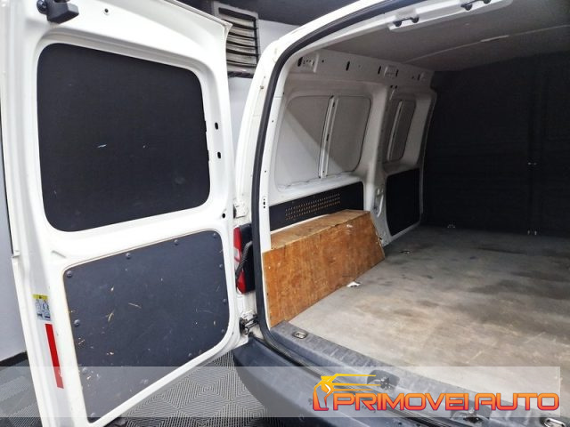 VOLKSWAGEN Caddy usata 12