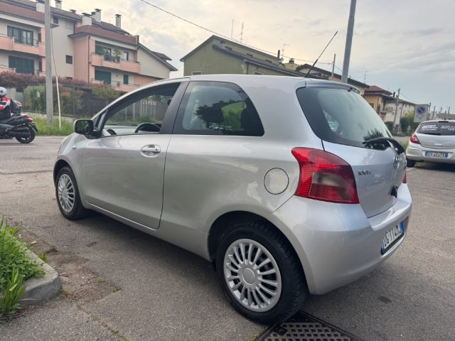 TOYOTA Yaris usata 3