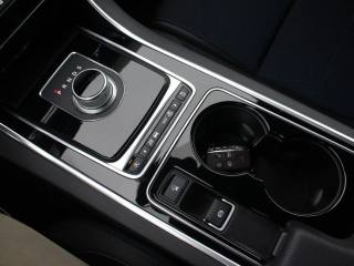 JAGUAR XE usata, con Volante multifunzione
