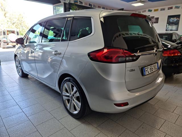 OPEL Zafira Tourer usata, con Autoradio