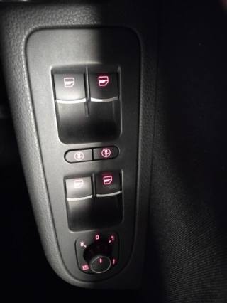 SEAT Alhambra usata, con Airbag testa