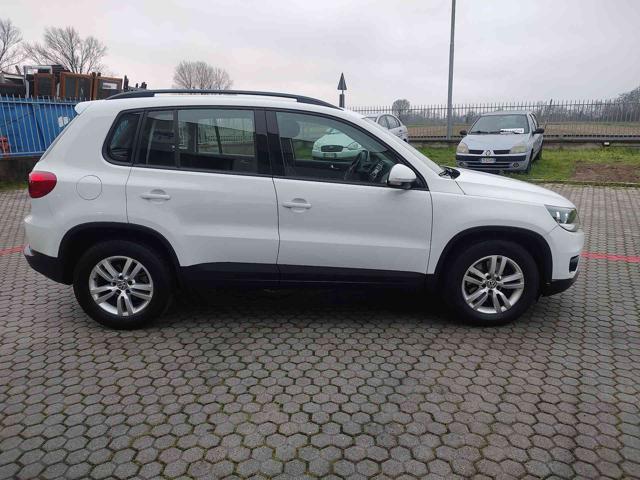 VOLKSWAGEN Tiguan usata, con Autoradio