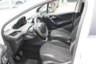 PEUGEOT 208 usata, con Cerchi in lega