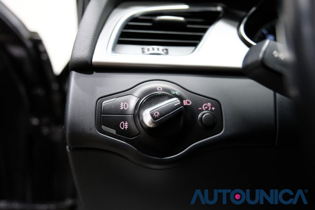 AUDI A4 usata, con Sensori di parcheggio posteriori