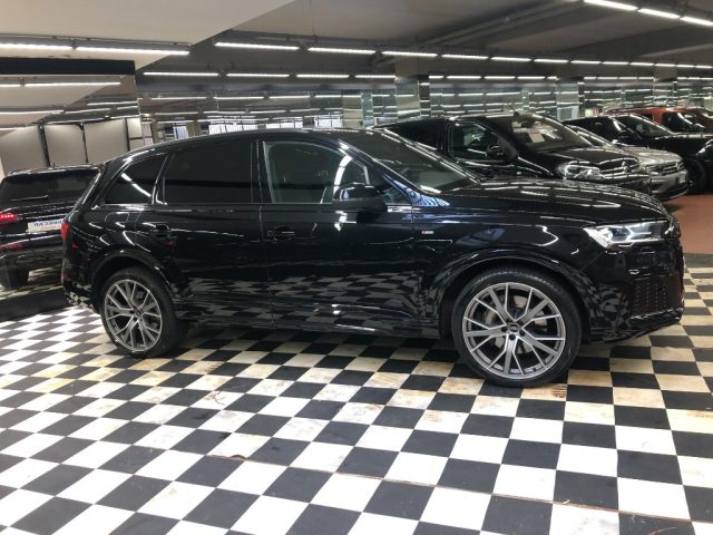 AUDI Q7 usata, con Climatizzatore