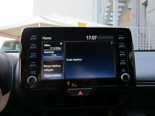 TOYOTA Yaris usata, con Fari direzionali