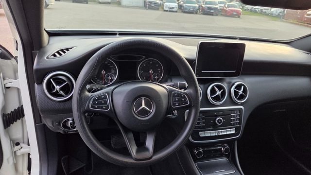MERCEDES-BENZ A 160 usata, con Servosterzo