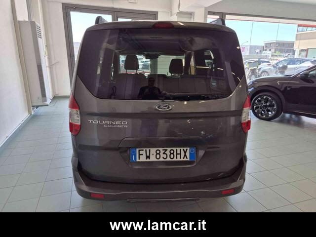 FORD Tourneo Courier usata, con Cronologia tagliandi