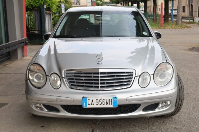 MERCEDES-BENZ E 220 usata, con Cruise Control
