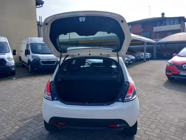 LANCIA Ypsilon usata, con Servosterzo