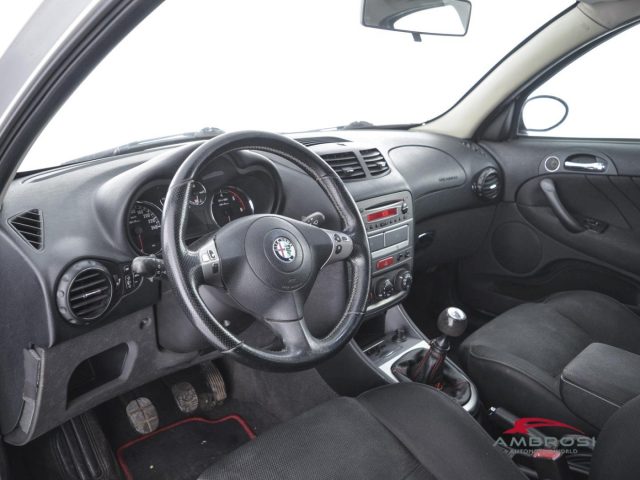 ALFA ROMEO 147 usata 7