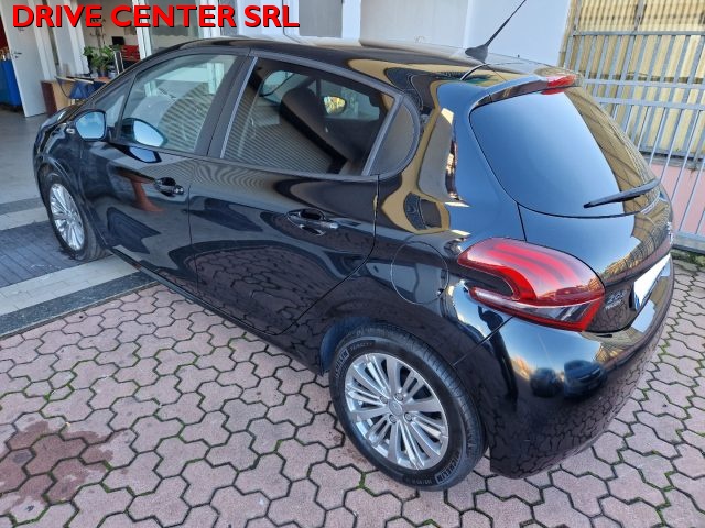 PEUGEOT 208 usata, con Airbag laterali