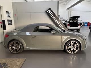 AUDI TT usata, con Airbag