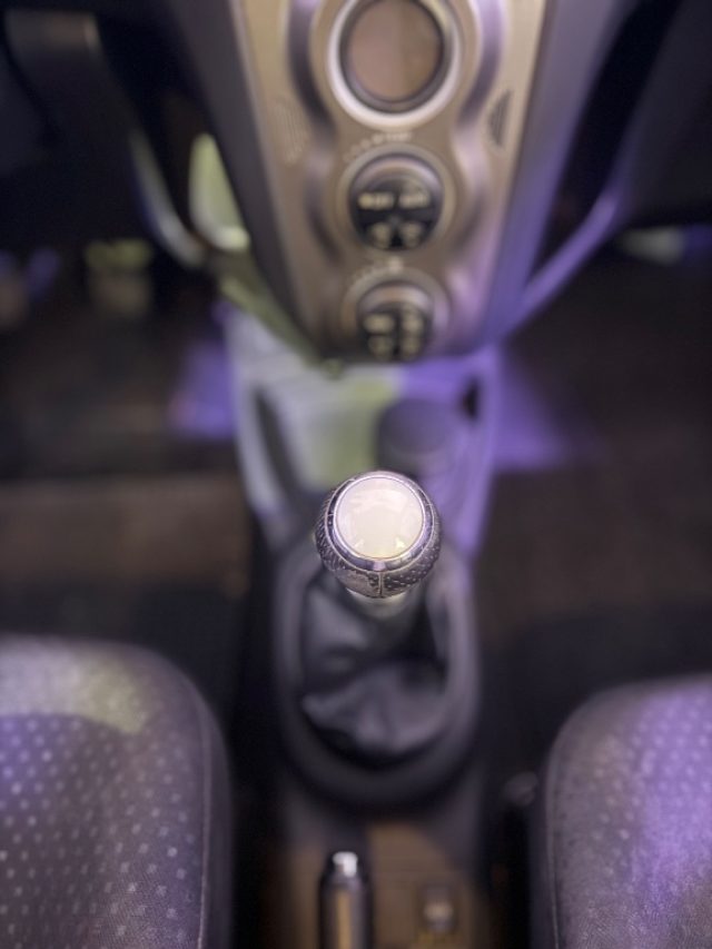 TOYOTA Yaris usata 15