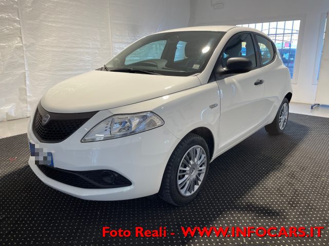 LANCIA Ypsilon usata, con Airbag laterali